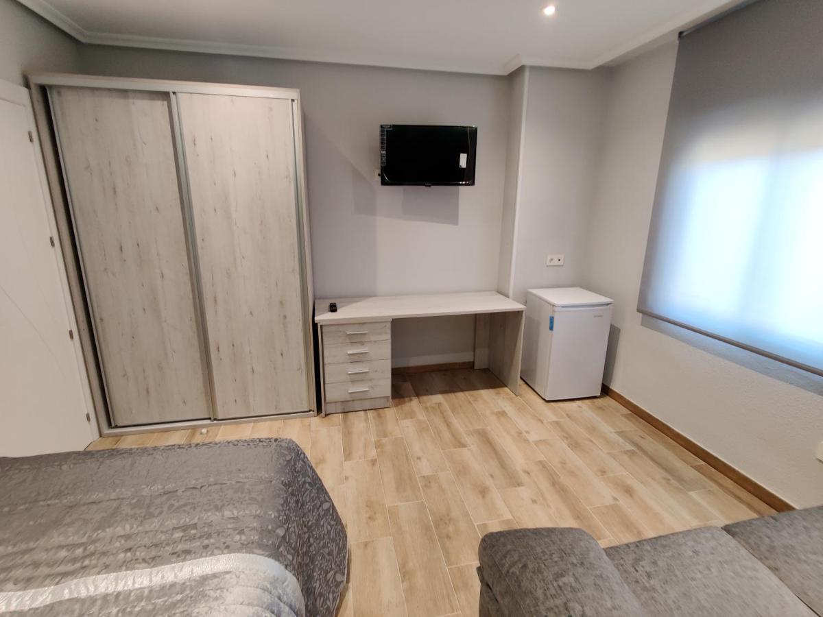 Duerme A Gusto - Tu Habitacion Acogedora En Torredonjimeno Bagian luar foto