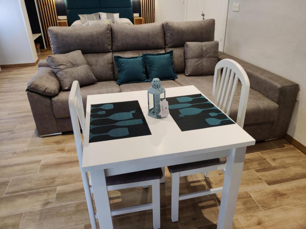 Duerme A Gusto - Tu Habitacion Acogedora En Torredonjimeno Bagian luar foto