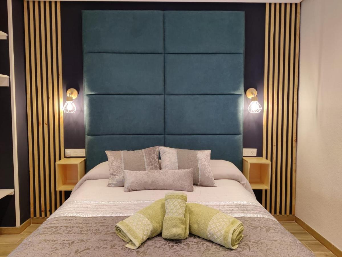 Duerme A Gusto - Tu Habitacion Acogedora En Torredonjimeno Bagian luar foto