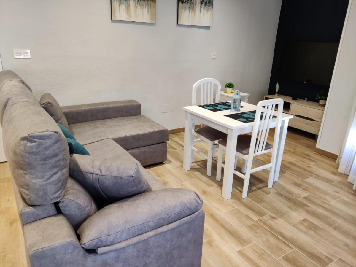 Duerme A Gusto - Tu Habitacion Acogedora En Torredonjimeno Bagian luar foto